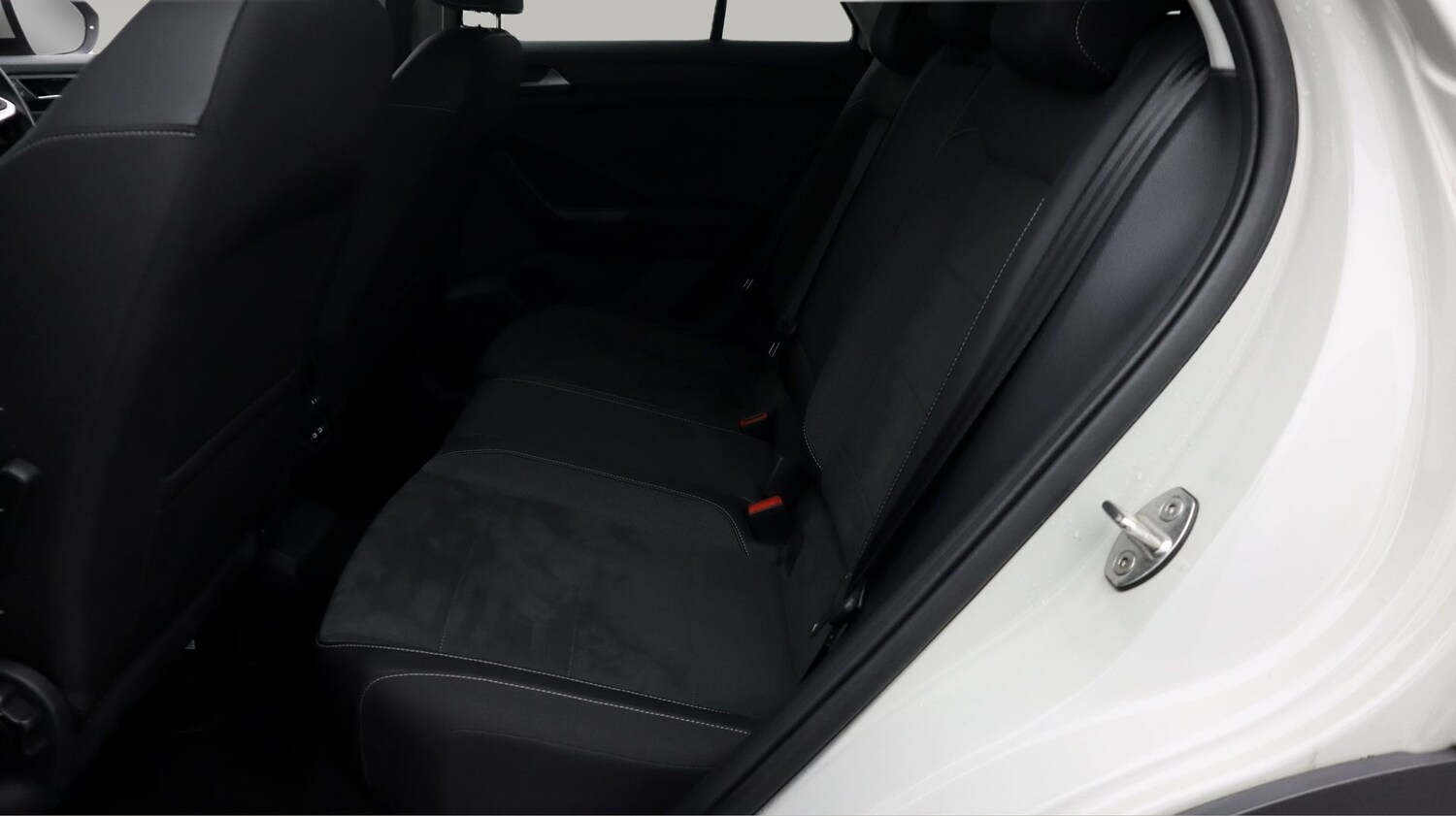 Used Volkswagen T-Roc 2022 for sale - 77336391: Photo 16