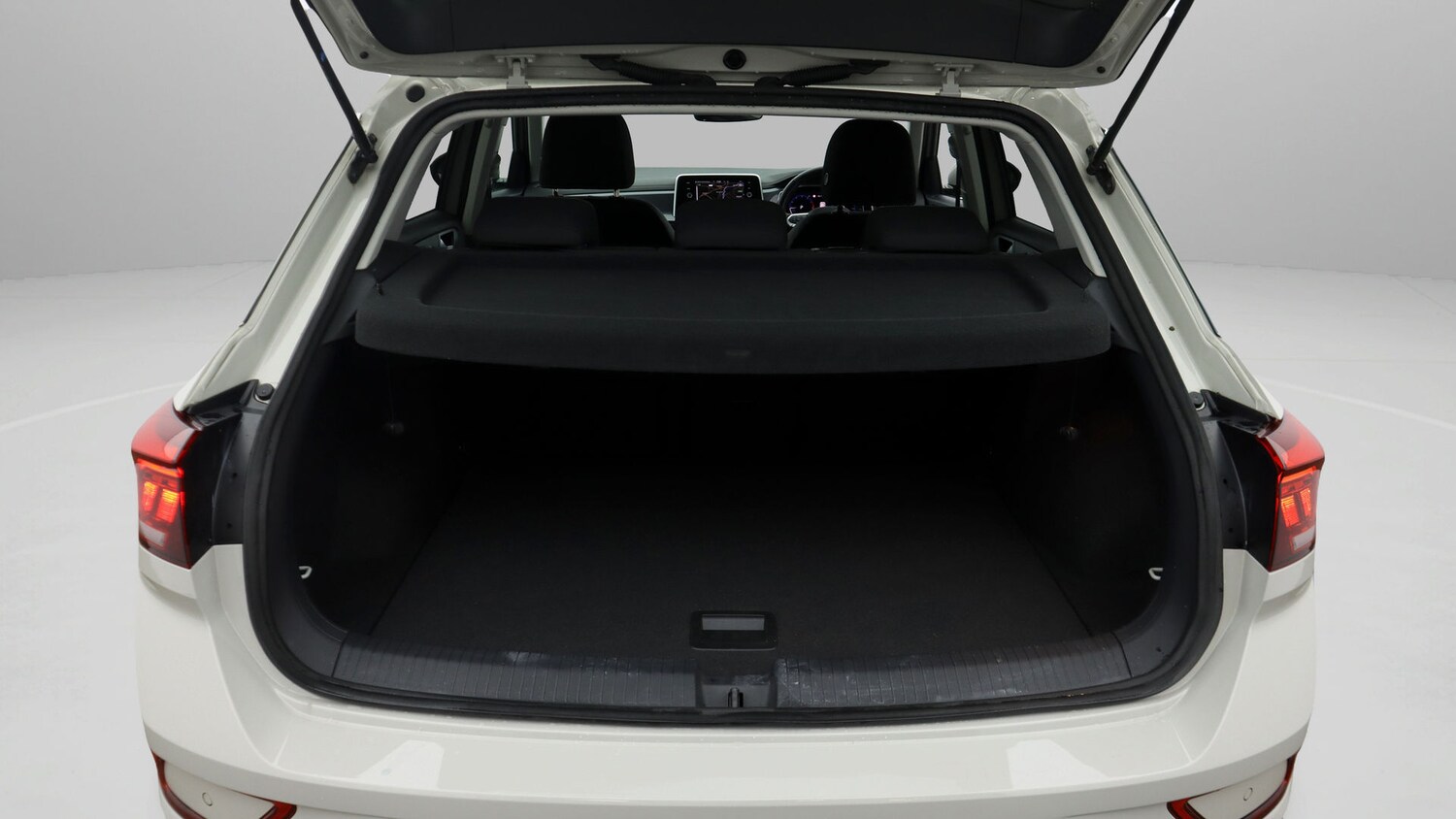 Used Volkswagen T-Roc 2022 for sale - 77336391: Photo 17