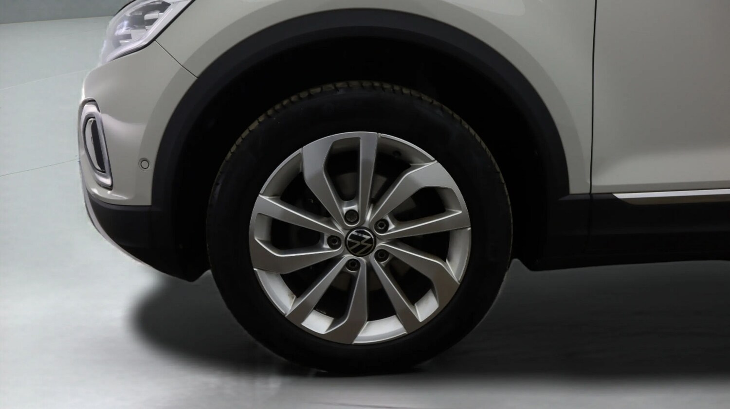 Used Volkswagen T-Roc 2022 for sale - 77336391: Photo 18