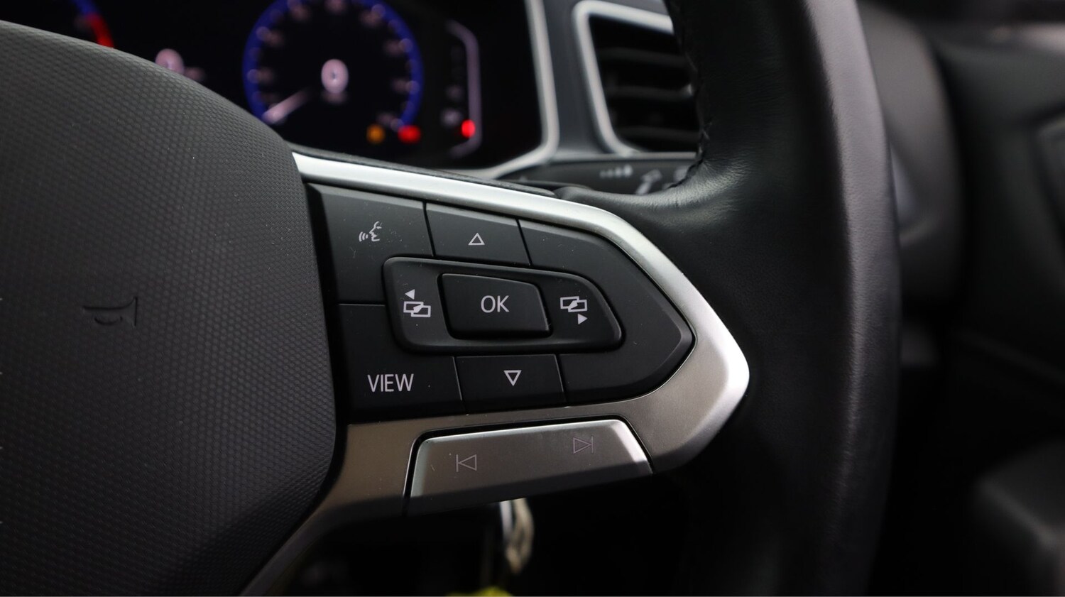 Used Volkswagen T-Roc 2022 for sale - 77336391: Photo 22