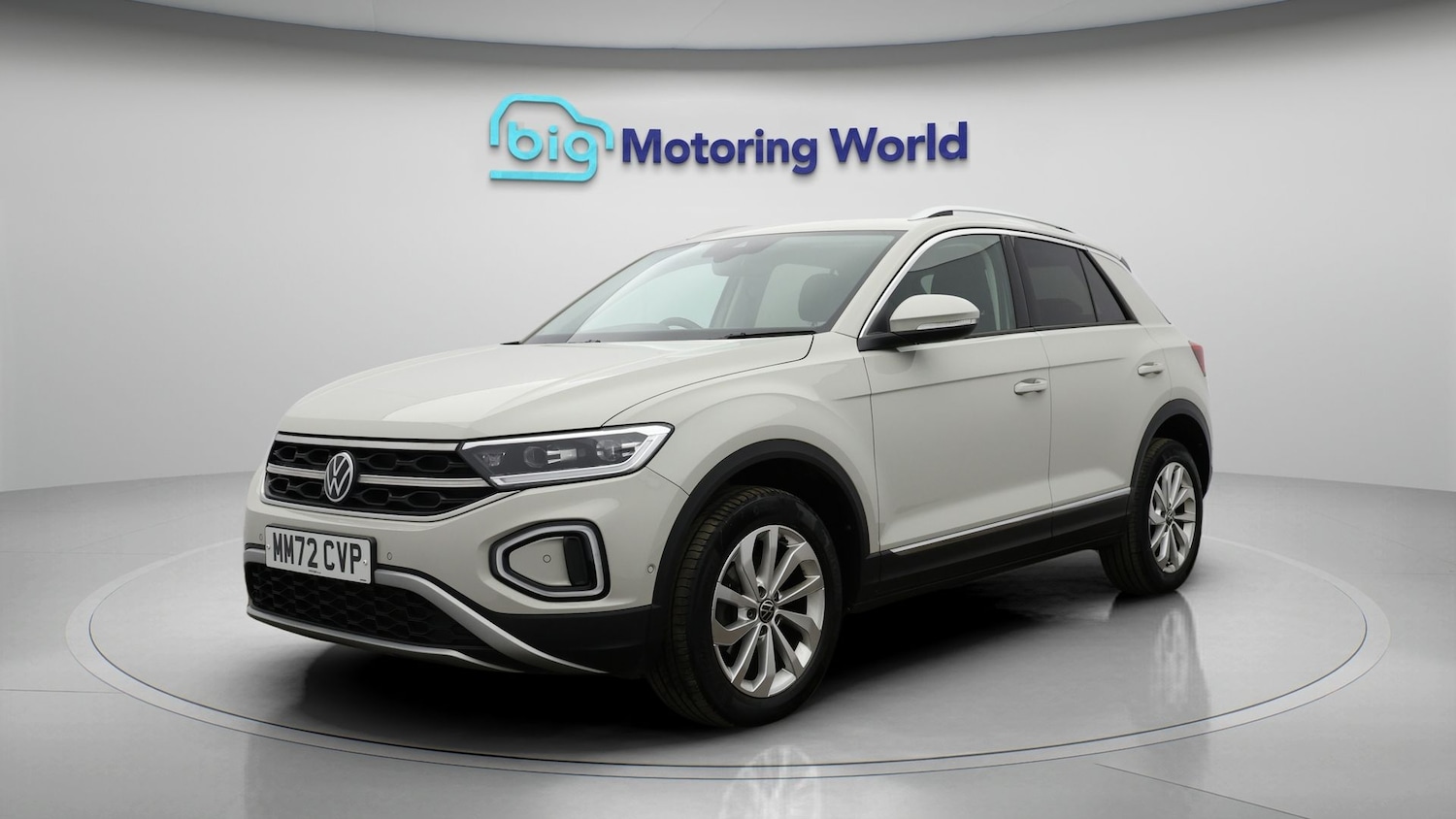 Used Volkswagen T-Roc 2022 for sale - 77336391: Photo 3