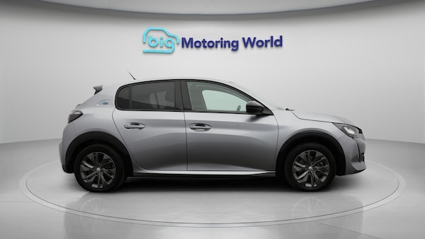 Used Peugeot E-208 2023 for sale - 76122053: Photo 9