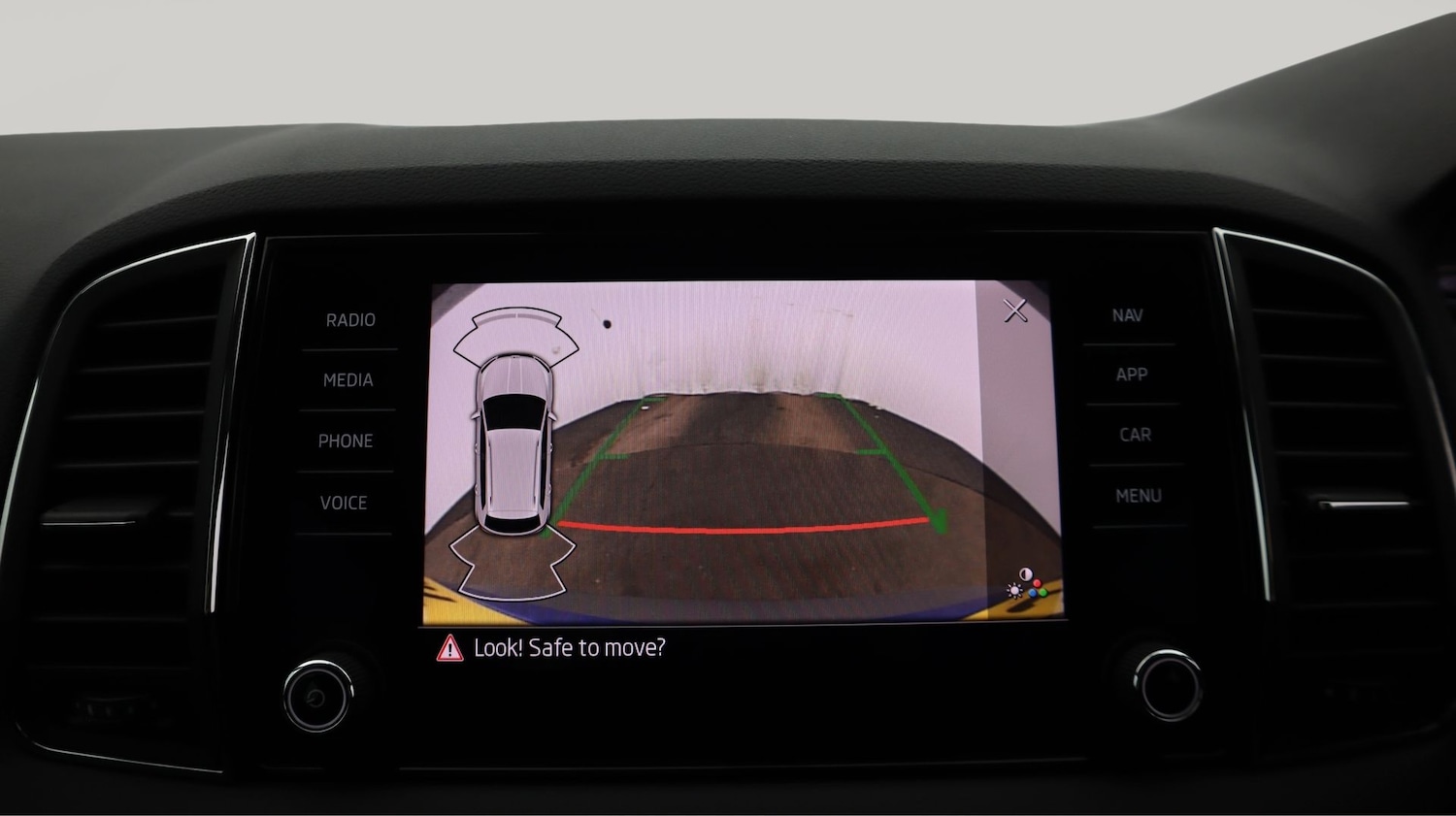 Used Skoda Karoq 2021 for sale - 77435556: Photo 23