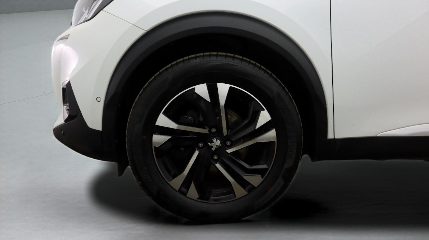 Used Peugeot 2008 2021 for sale - 77328947: Photo 18