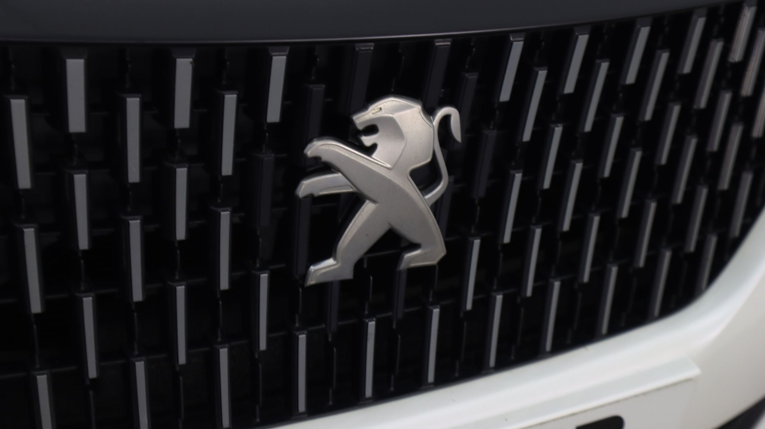 Used Peugeot 2008 2021 for sale - 77328947: Photo 25