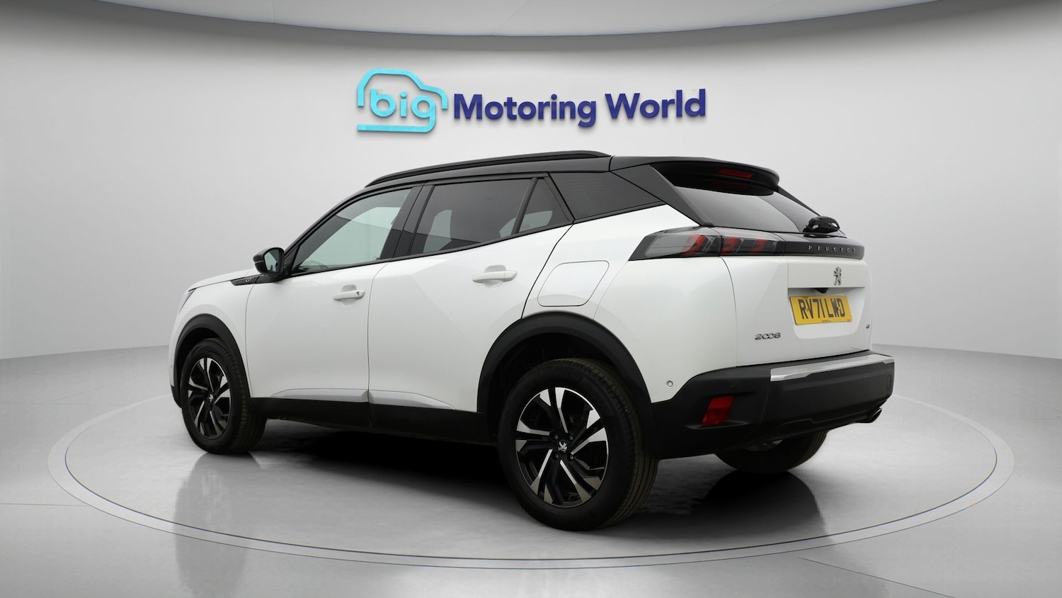 Used Peugeot 2008 2021 for sale - 77328947: Photo 5