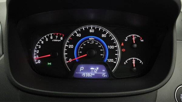 Used Hyundai i10 2019 for sale - 76085041: Photo 11