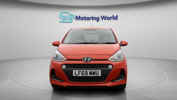 Used Hyundai i10 2019 for sale - 76085041: Photo 3
