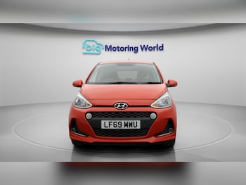 Used Hyundai i10 2019 for sale - 76085041: Photo 3