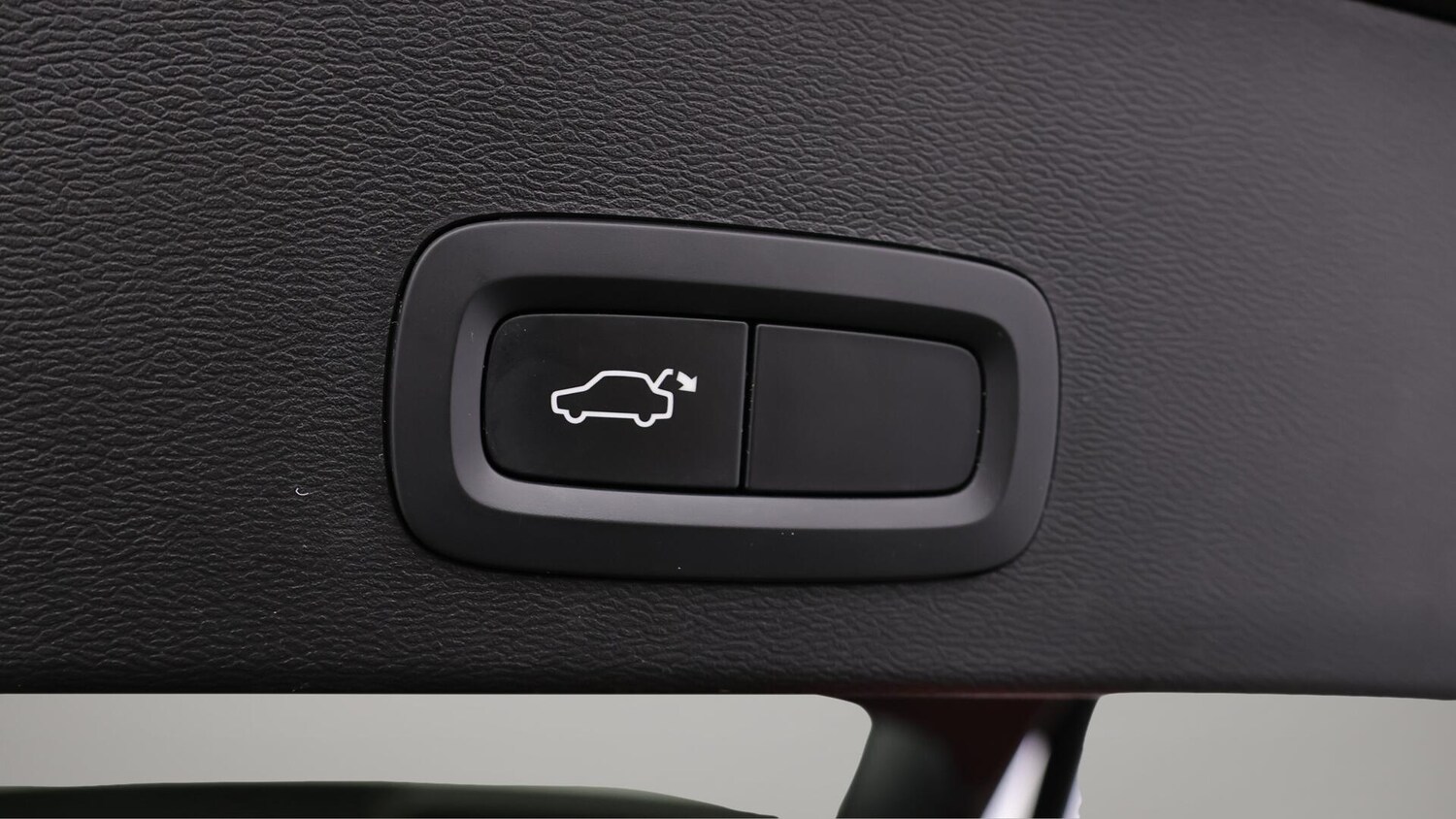 Used Volvo XC40 2021 for sale - 76562049: Photo 23