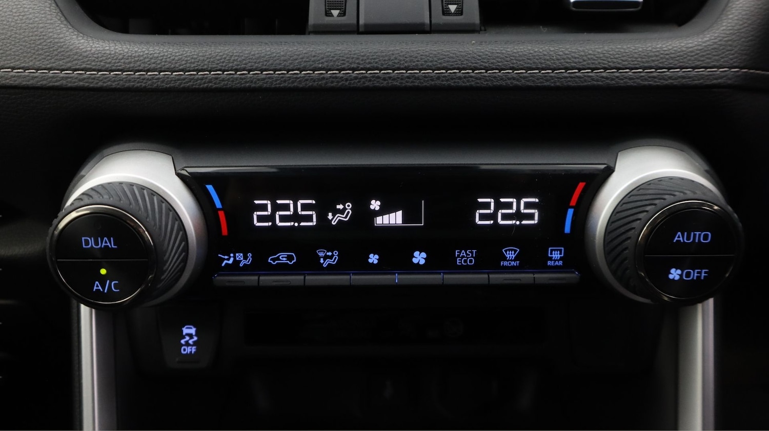 Used Toyota RAV4 2020 for sale - 77438818: Photo 12