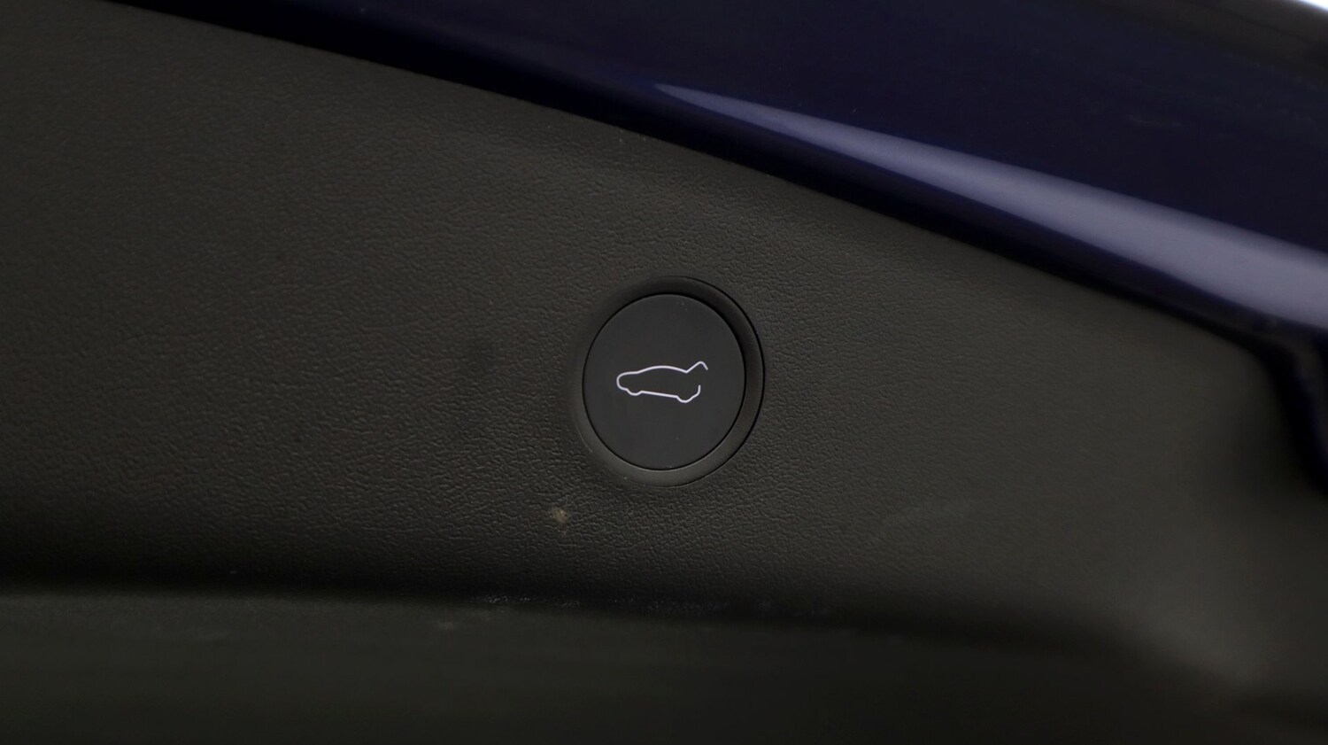 Used Tesla Model 3 2022 for sale - 77570501: Photo 23