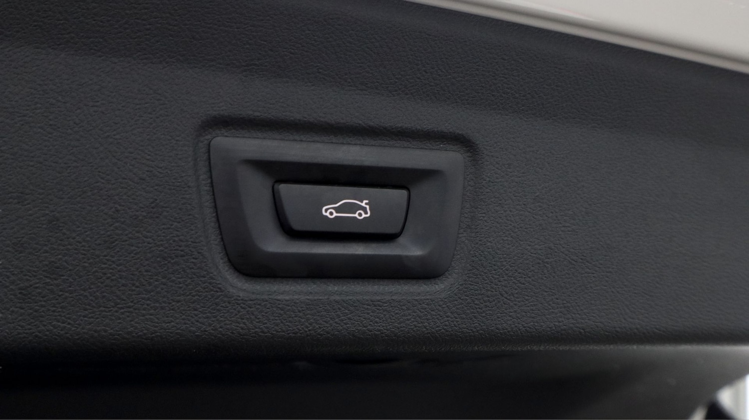 Used BMW i4 2024 for sale - 77618639: Photo 21