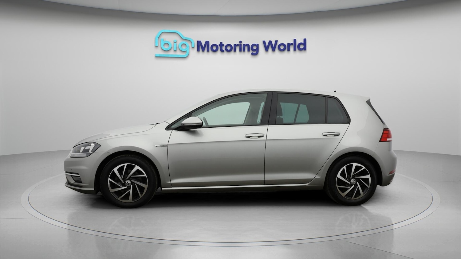 Used Volkswagen Golf 2019 for sale - 76657019: Photo 5