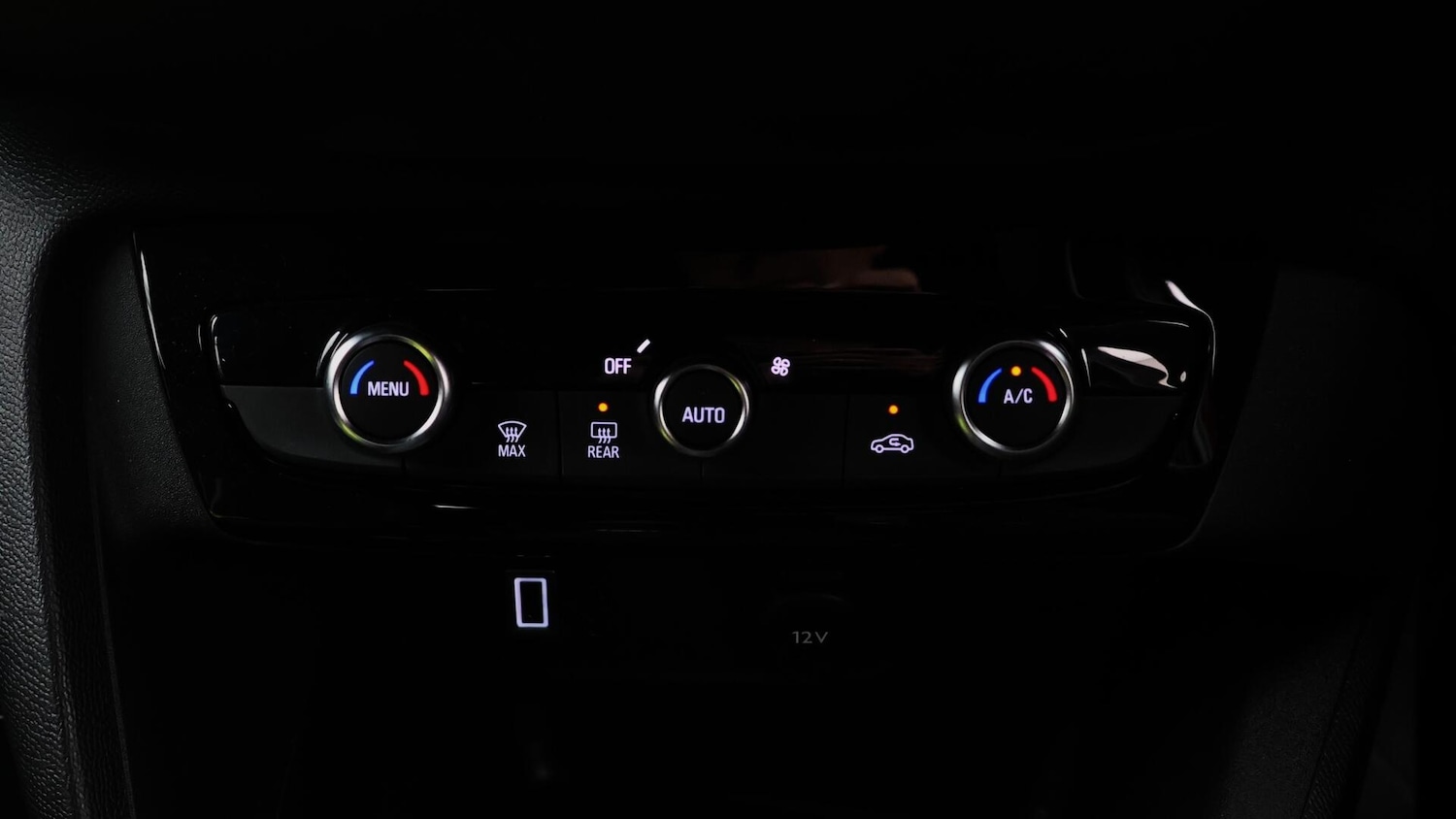 Used Vauxhall Corsa for sale - 76727680: Photo 13