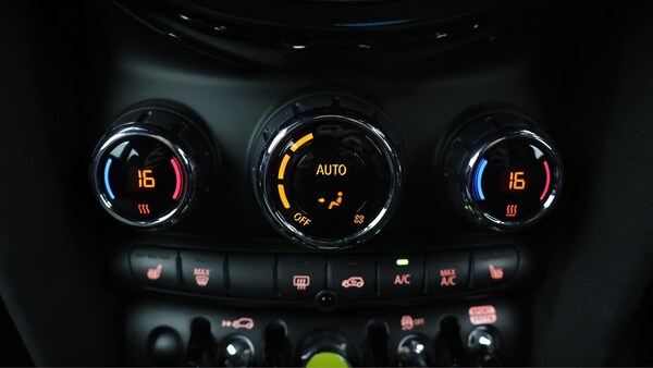 Used MINI Electric Hatch 2022 for sale - 76152545: Photo 13