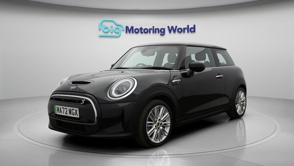 Used MINI Electric Hatch 2022 for sale - 76152545: Photo 4