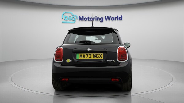 Used MINI Electric Hatch 2022 for sale - 76152545: Photo 7