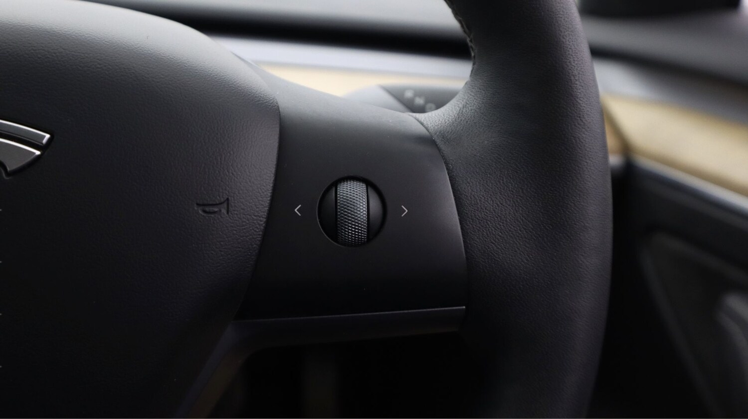 Used Tesla Model 3 2021 for sale - 78176328: Photo 21