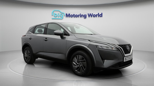 Used Nissan Qashqai 2023 for sale - 76189502: Photo 2