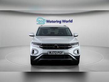 Used Volkswagen T-Roc 2022 for sale - 79583842: Photo