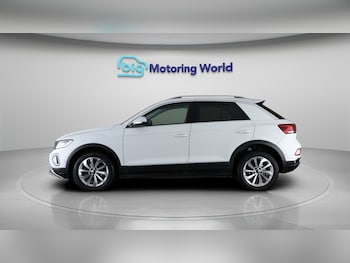 Used Volkswagen T-Roc 2022 for sale - 79583842: Photo