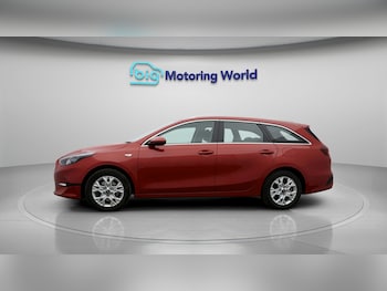 Used Kia Ceed 2024 for sale - 78558455: Photo