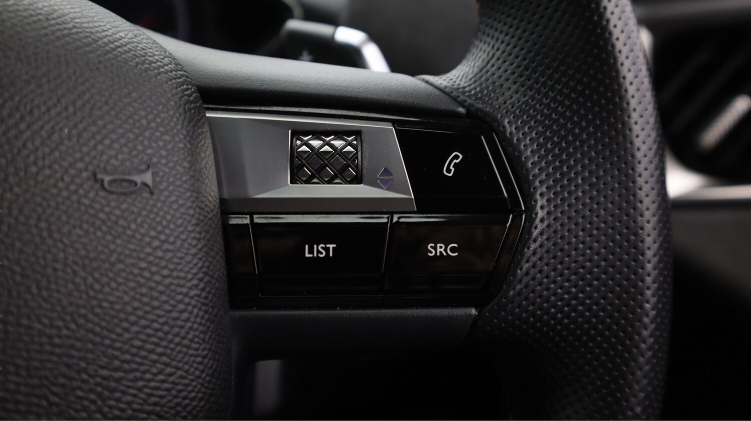 Used DS Automobiles DS 3 Crossback 2022 for sale - 77252534: Photo 21