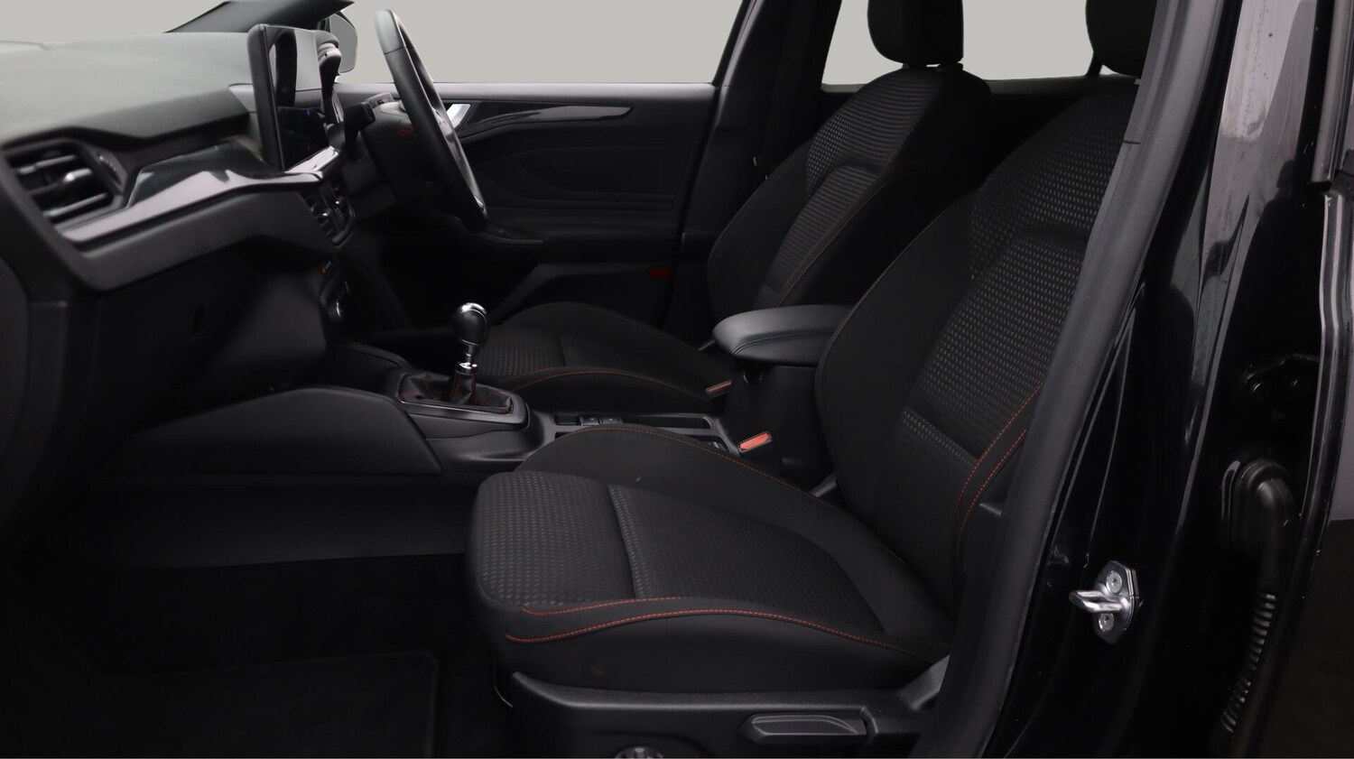 Used Ford Focus 2023 for sale - 76550278: Photo 15