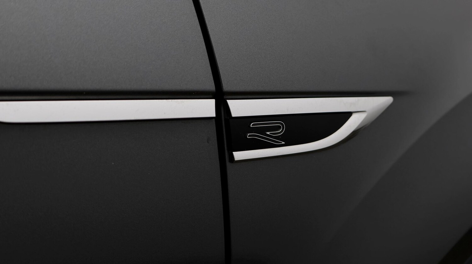 Used Volkswagen T-Roc for sale - 77379017: Photo 26