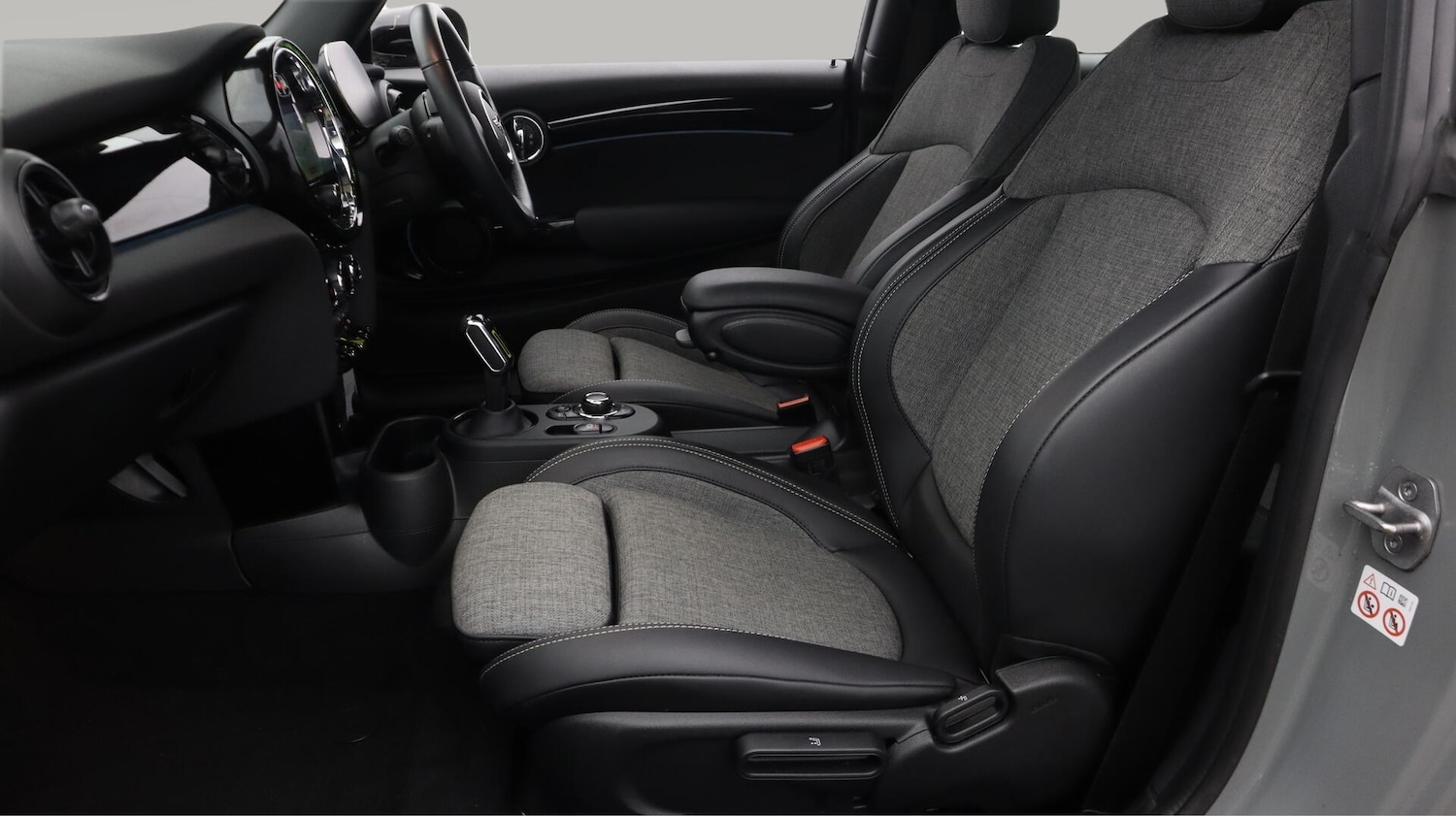 Used MINI Hatch 2022 for sale - 76700776: Photo 15