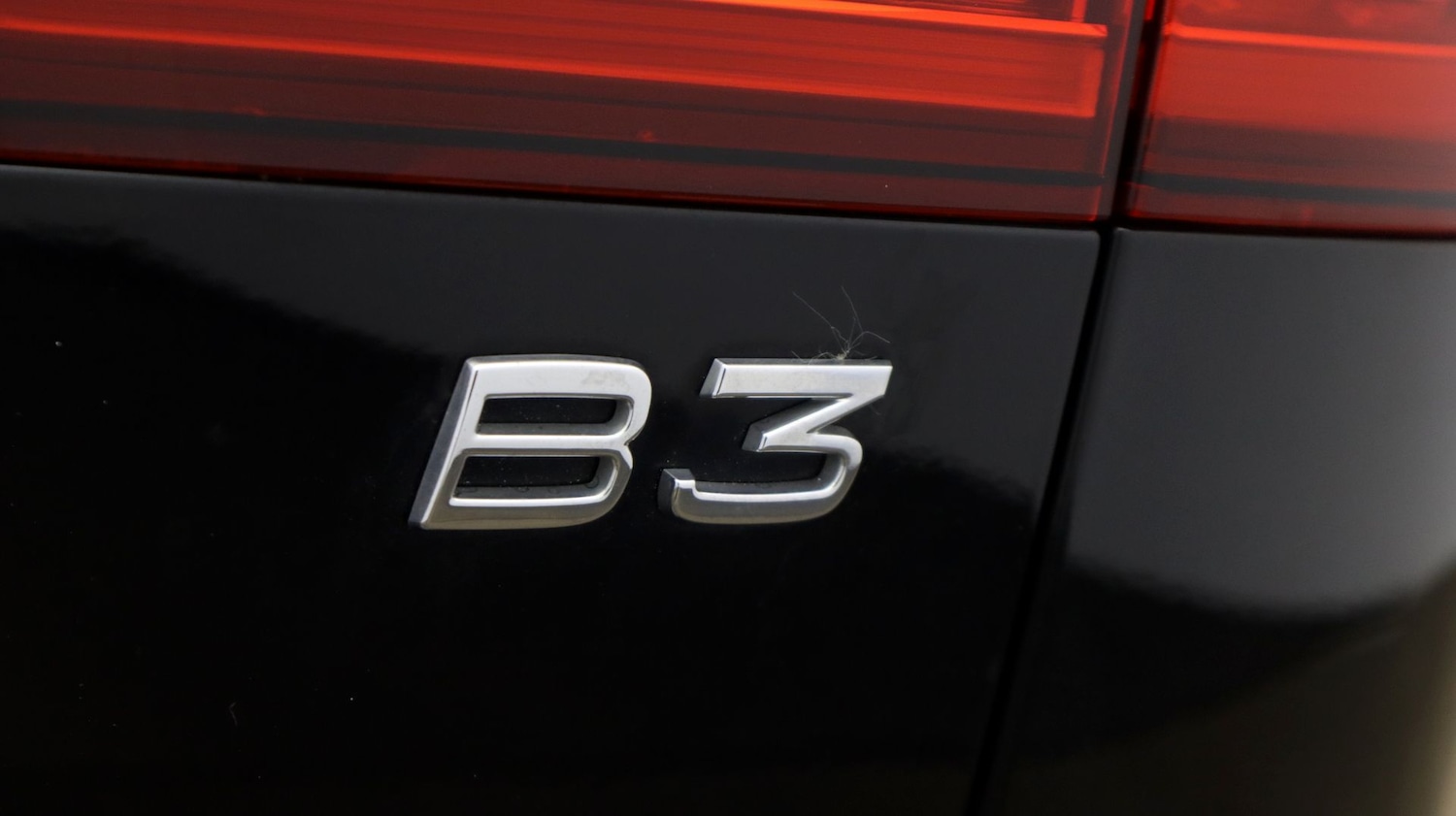 Used Volvo V60 2022 for sale - 78035259: Photo 25