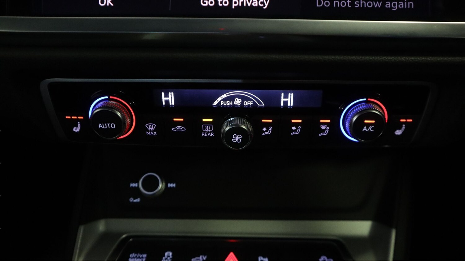 Used Audi Q3 2021 for sale - 77336379: Photo 12