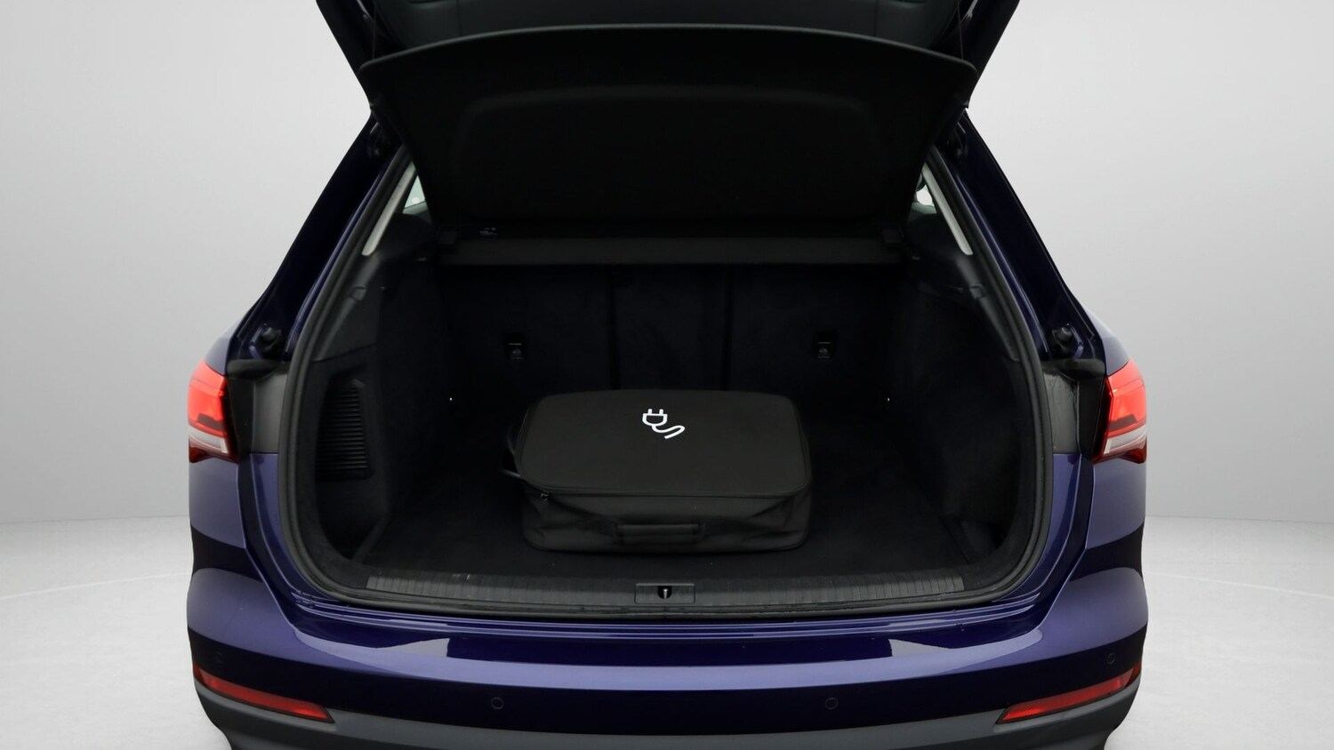 Used Audi Q3 2021 for sale - 77336379: Photo 17