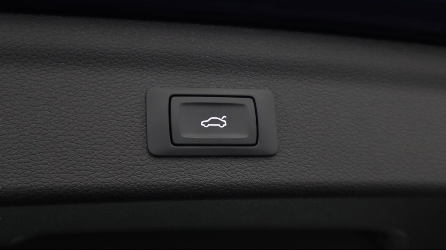 Used Audi Q3 2021 for sale - 77336379: Photo 22