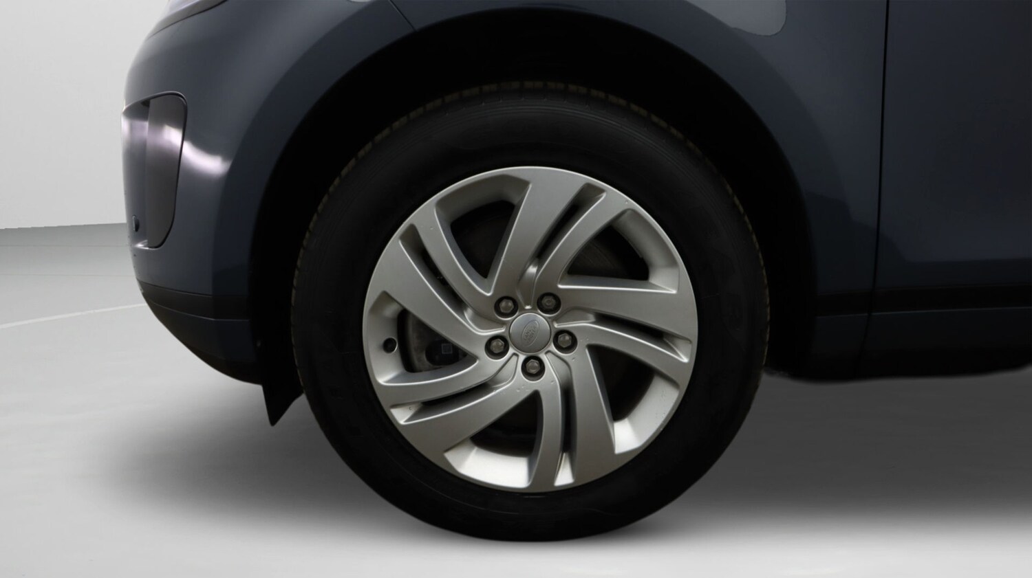 Used Land Rover Range Rover Evoque 2023 for sale - 77935923: Photo 18