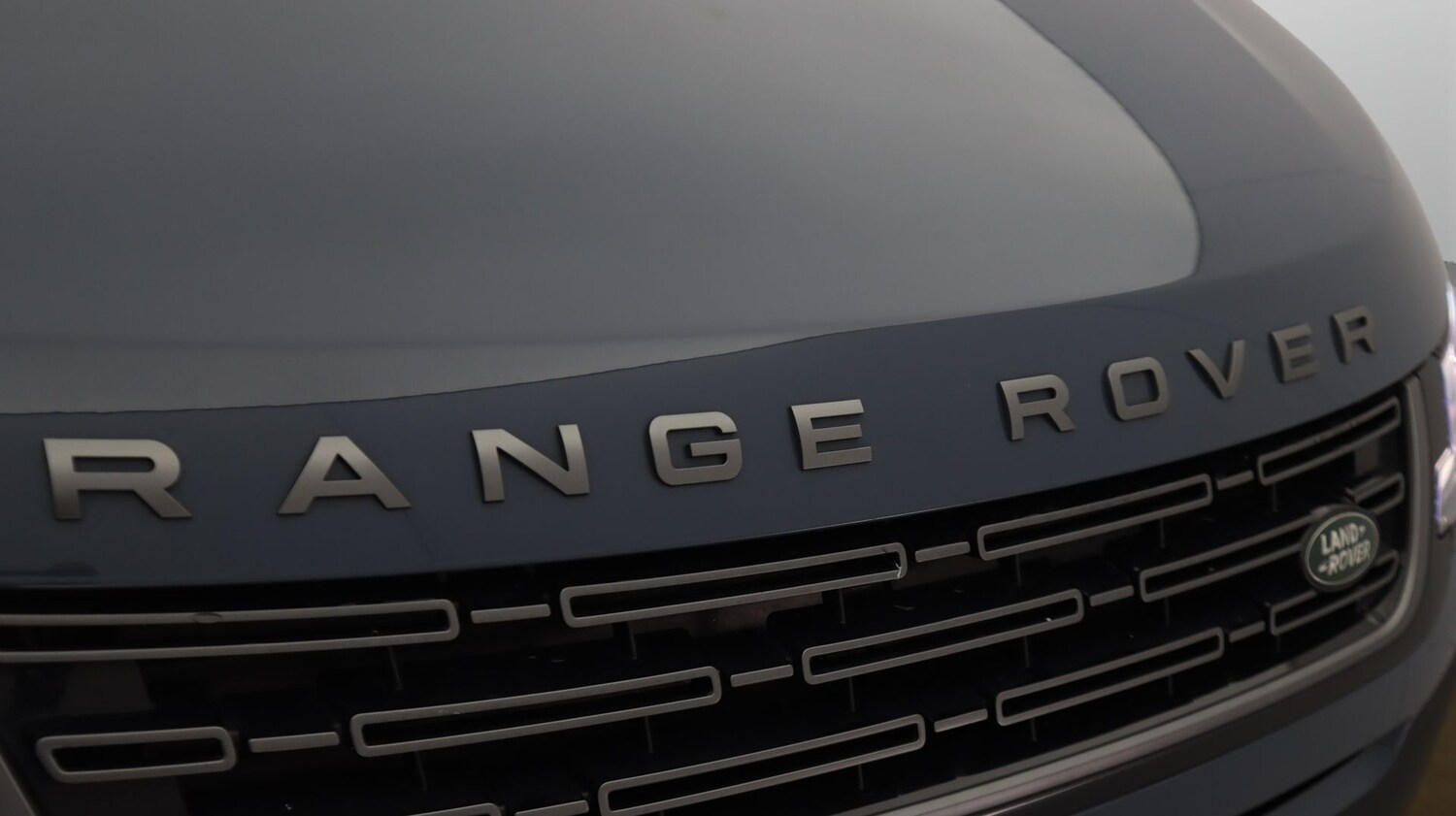 Used Land Rover Range Rover Evoque 2023 for sale - 77935923: Photo 21