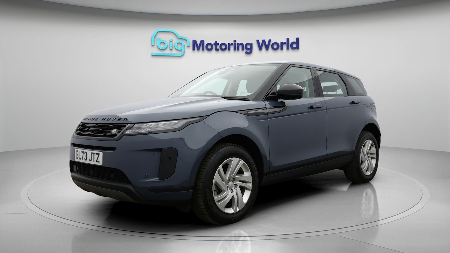Used Land Rover Range Rover Evoque 2023 for sale - 77935923: Photo 3