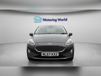 Used Ford Fiesta 2017 for sale - 76456670: Photo