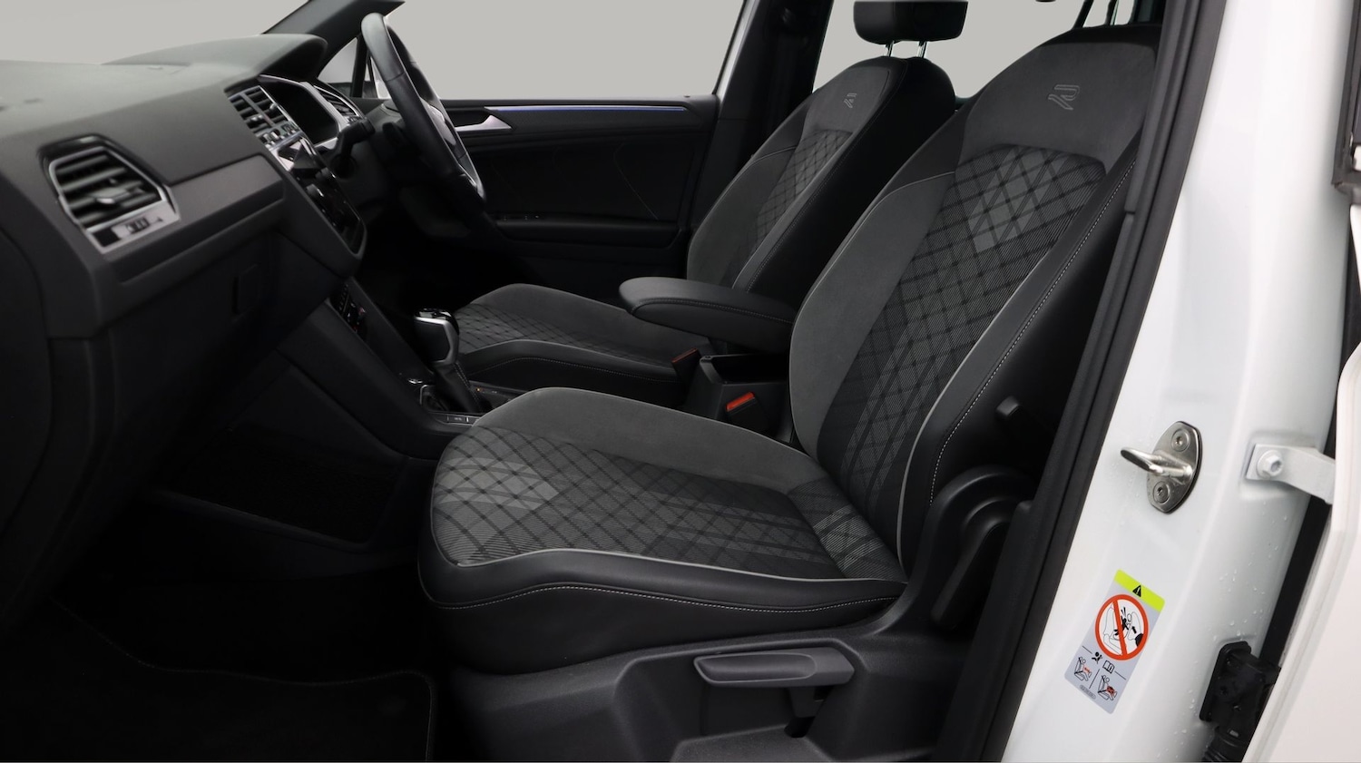 Used Volkswagen Tiguan 2024 for sale - 78080451: Photo 14