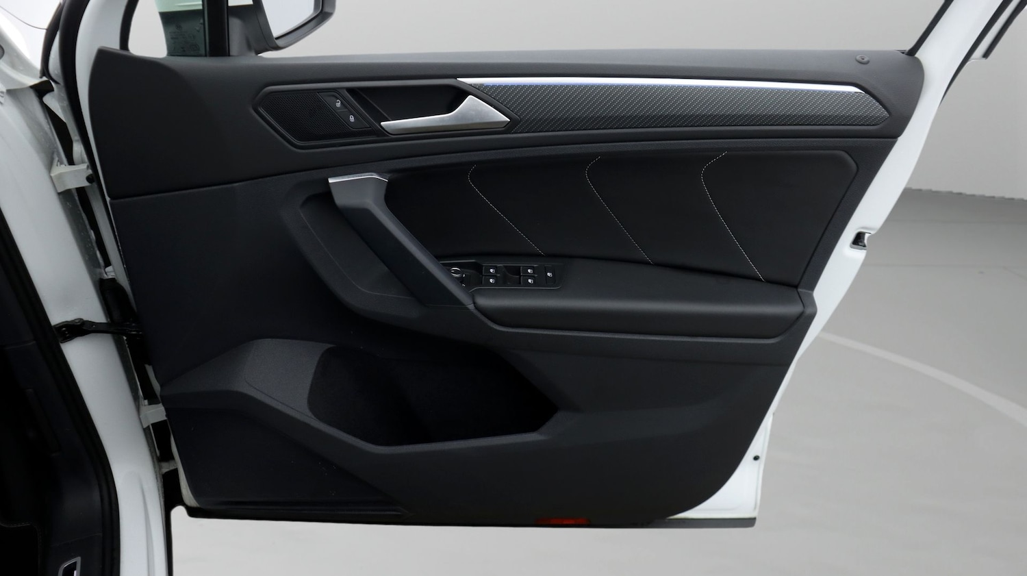 Used Volkswagen Tiguan 2024 for sale - 78080451: Photo 15