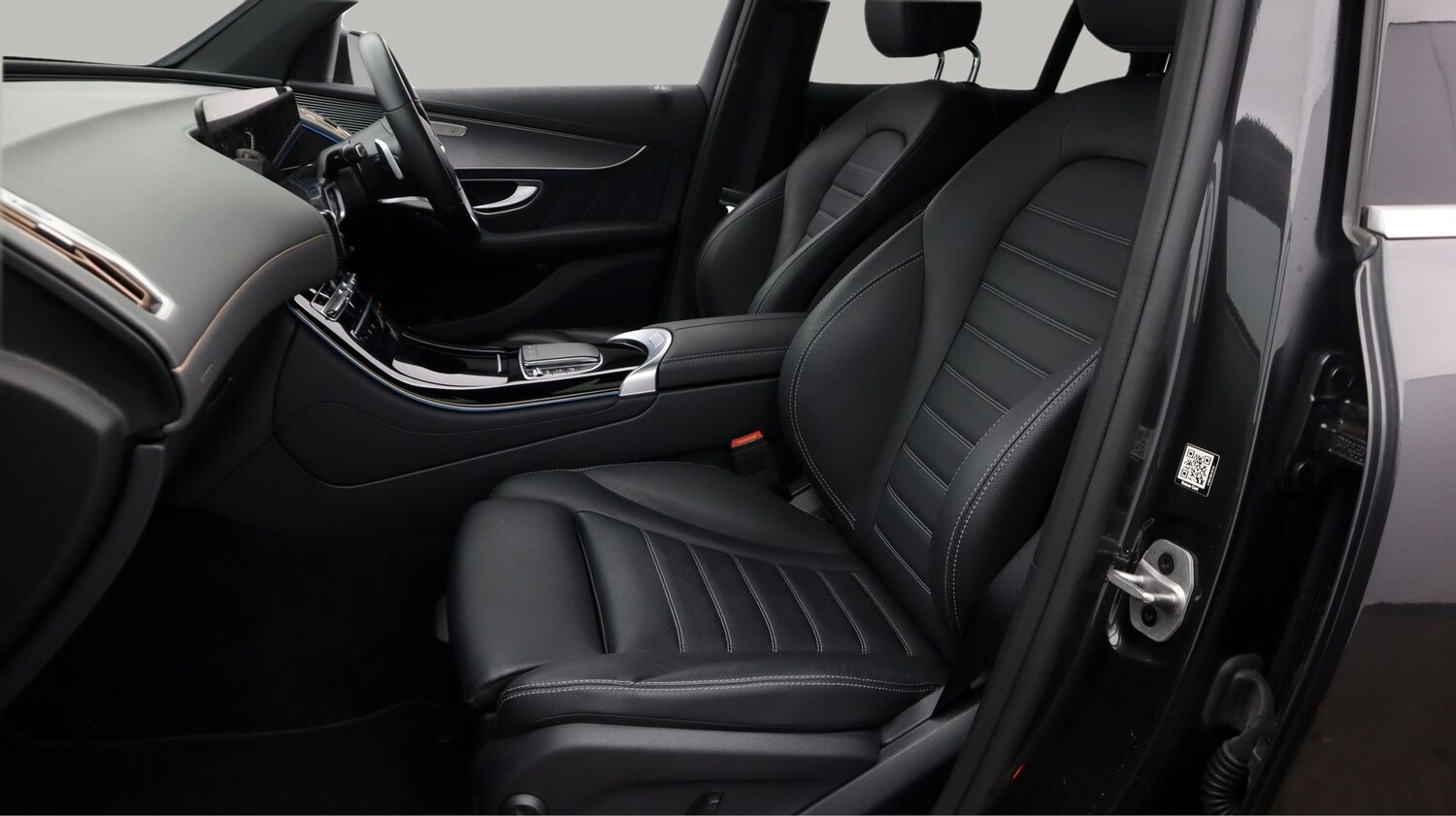 Used Mercedes-Benz EQC 2022 for sale - 77573697: Photo 14