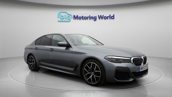 Used BMW 5 Series 2020 for sale - 76294560: Photo 2