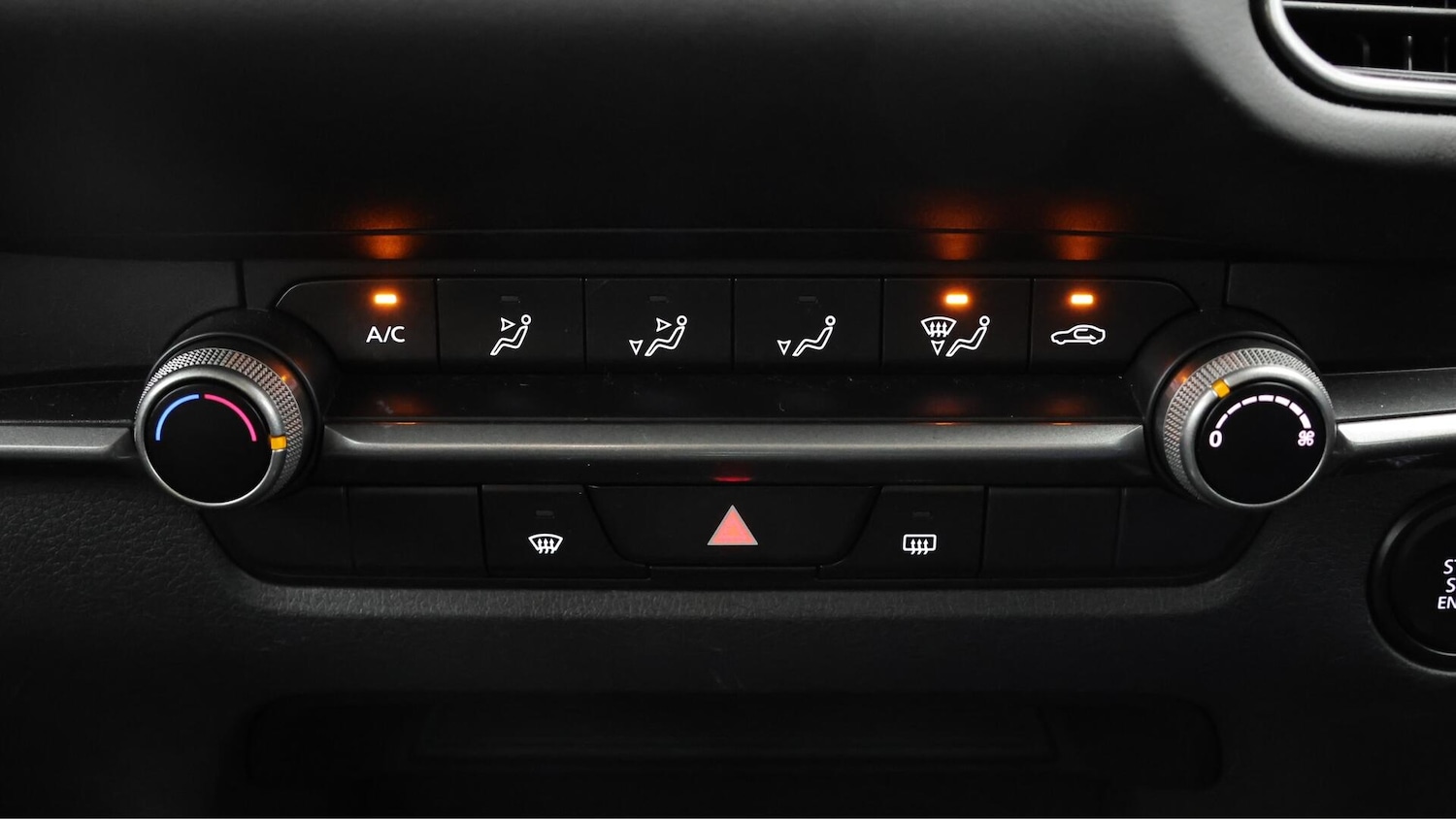 Used Mazda CX-30 2023 for sale - 76306719: Photo 13