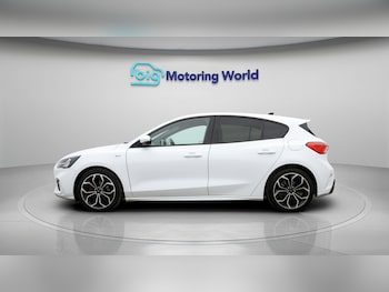 Used Ford Focus 2021 for sale - 77969015: Photo