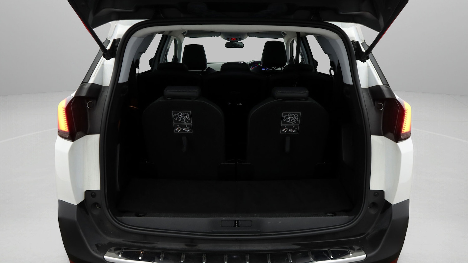 Used Peugeot 5008 2019 for sale - 77289409: Photo 21