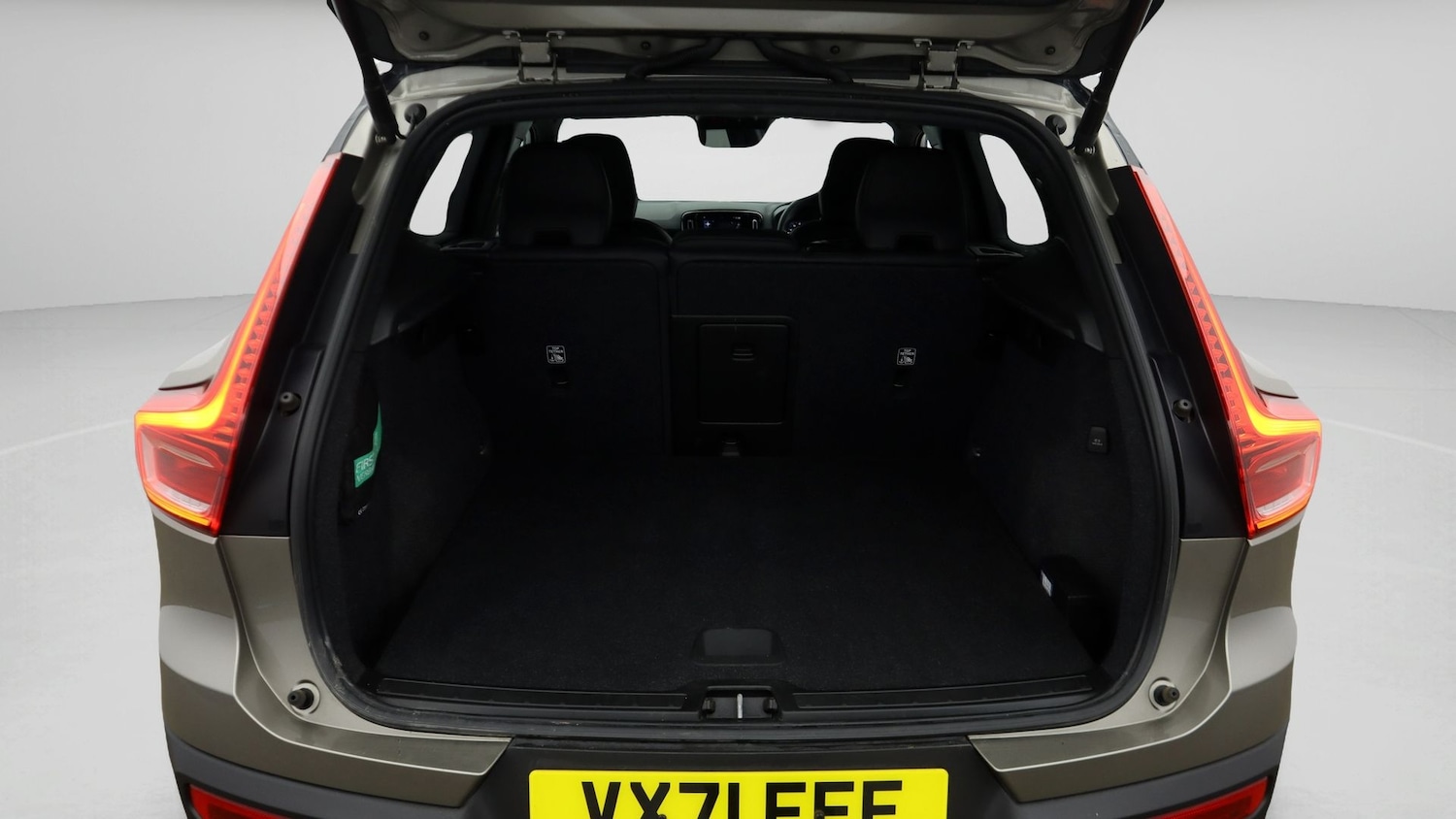 Used Volvo XC40 2022 for sale - 78028070: Photo 17