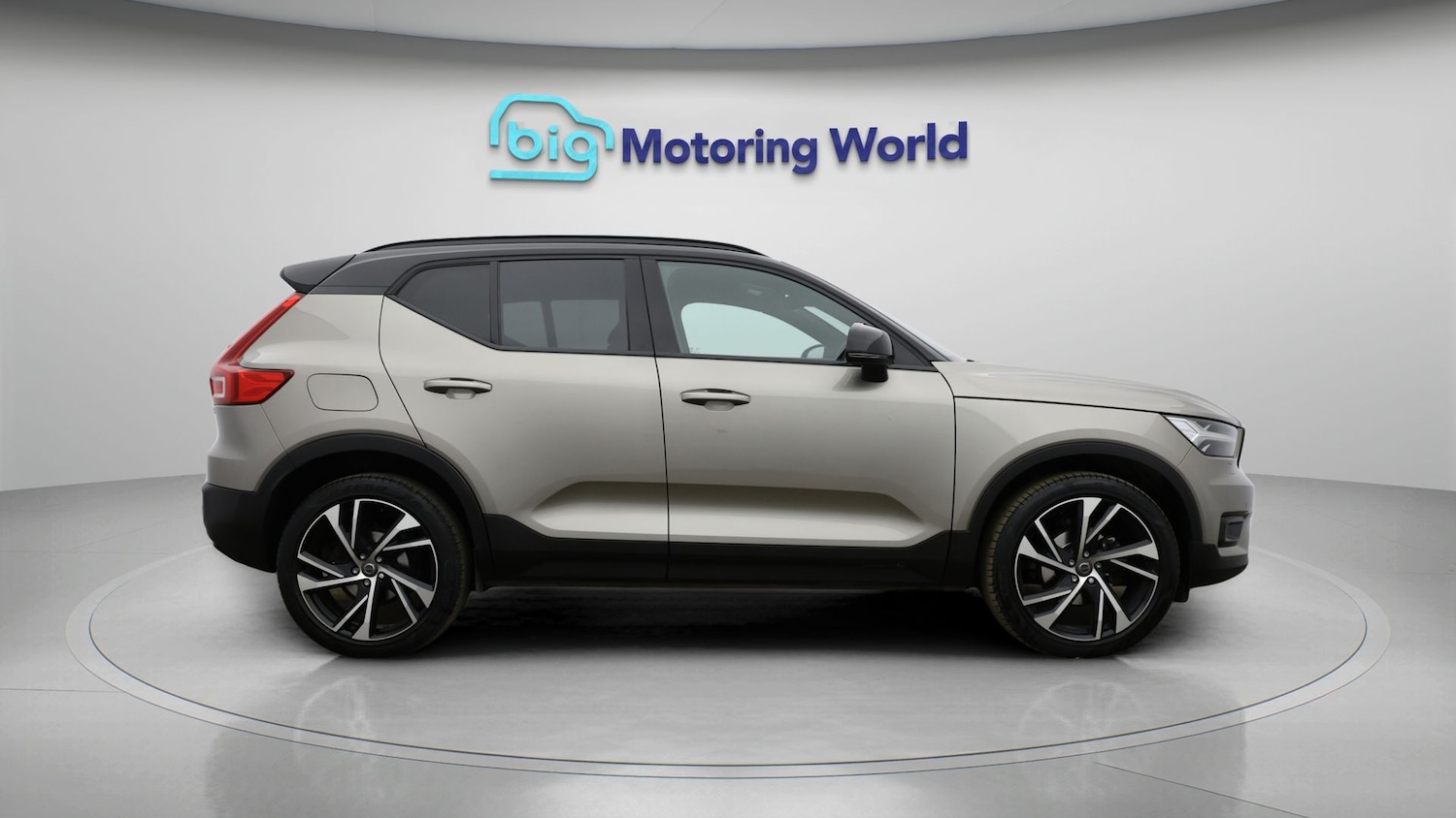 Used Volvo XC40 2022 for sale - 78028070: Photo 8