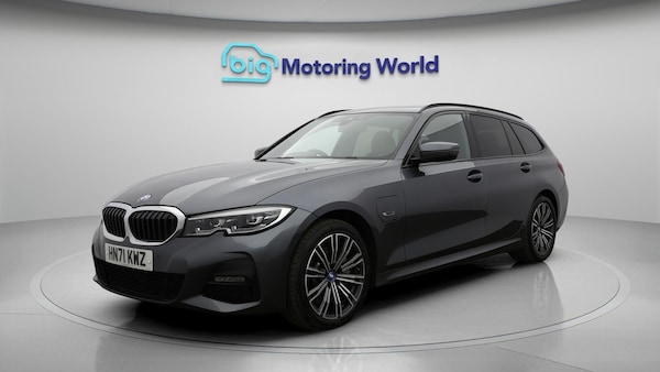 Used BMW 3 Series 2022 for sale - 76151203: Photo 4