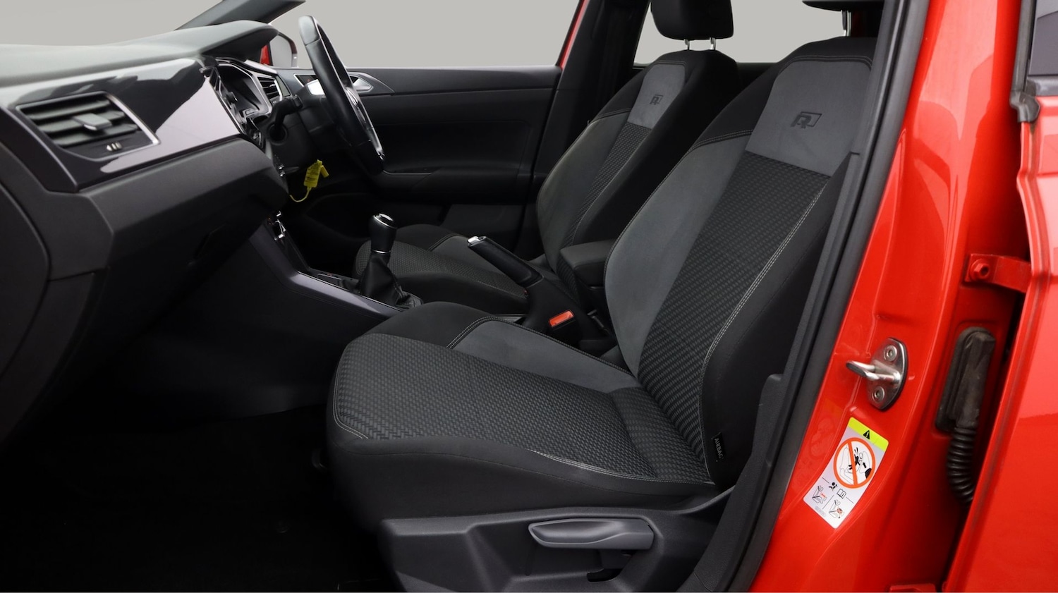 Used Volkswagen Polo 2019 for sale - 77802187: Photo 14